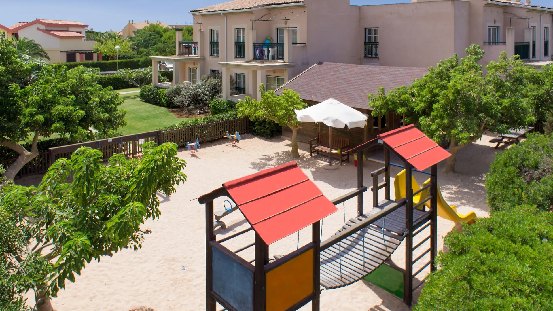 Aparthotel Zafiro Menorca Cala'N Bosch  Cala'N Bosch (Menorca)